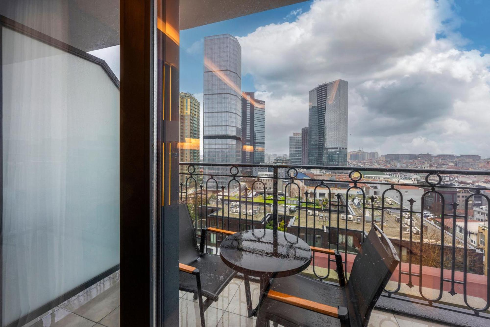 Ramada Encore By Wyndham Istanbul Sisli Exterior photo
