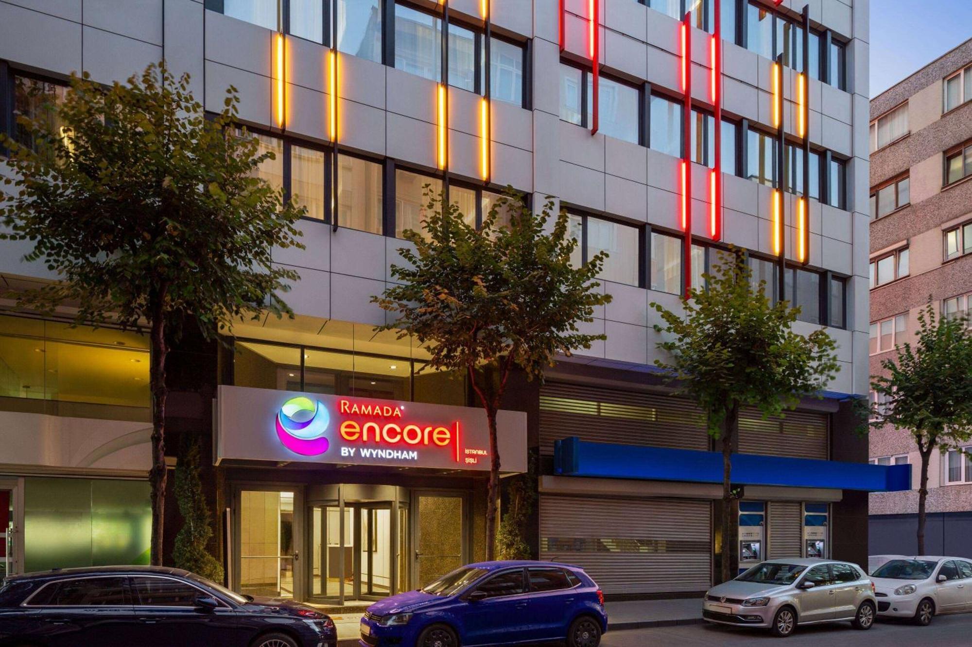 Ramada Encore By Wyndham Istanbul Sisli Exterior photo
