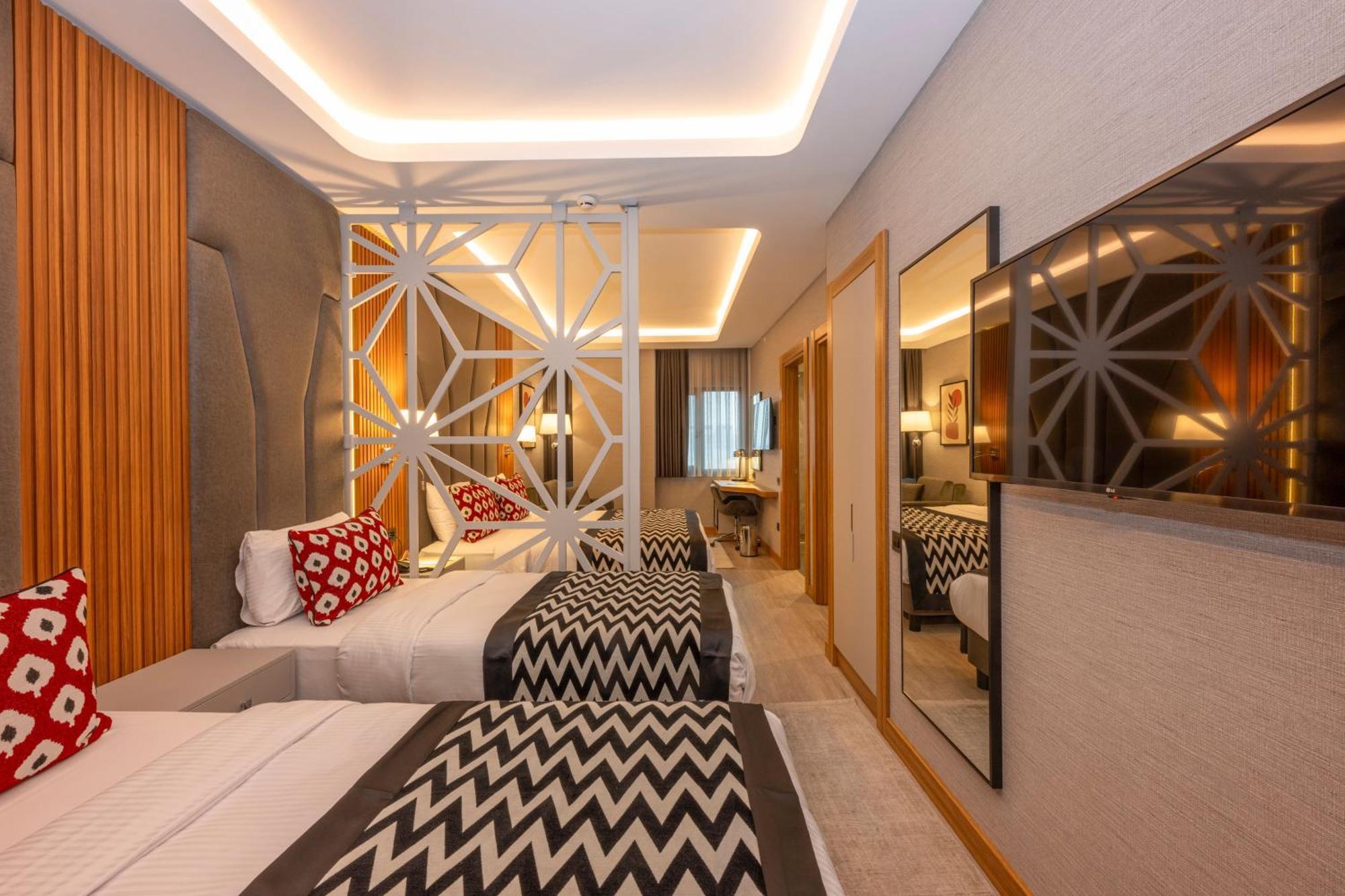 Ramada Encore By Wyndham Istanbul Sisli Exterior photo